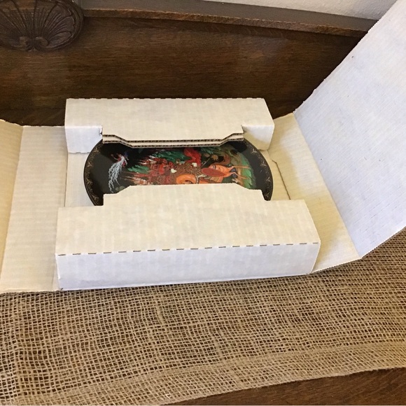 Vintage 1988 Russian Legends Fairy Tale porcelain plate. Plate #1 in the… - Picture 14 of 16